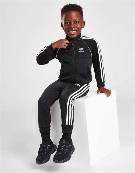 Adidas Performance Sportpakjes voor kinderen .